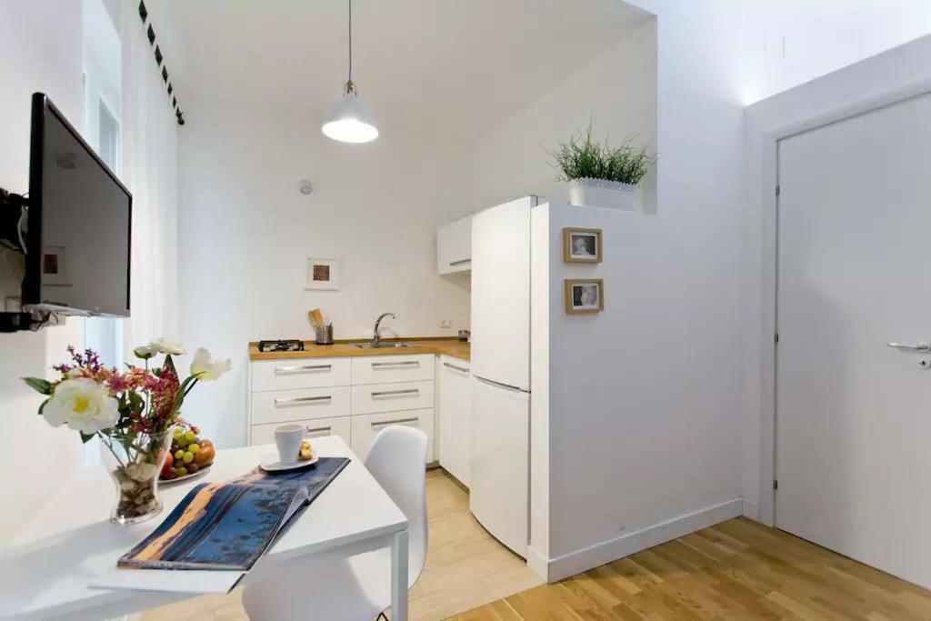 Bb4U Apartments Палермо Екстериор снимка