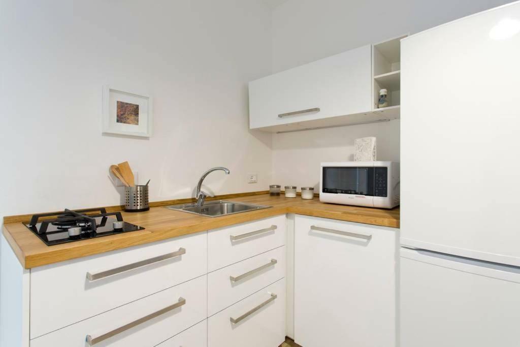 Bb4U Apartments Палермо Екстериор снимка